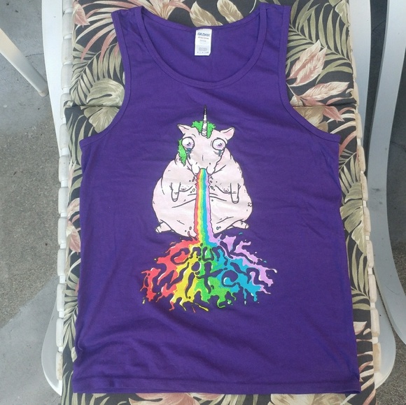 Hot Topic Other - Puking rainbow unicorn graphic tank